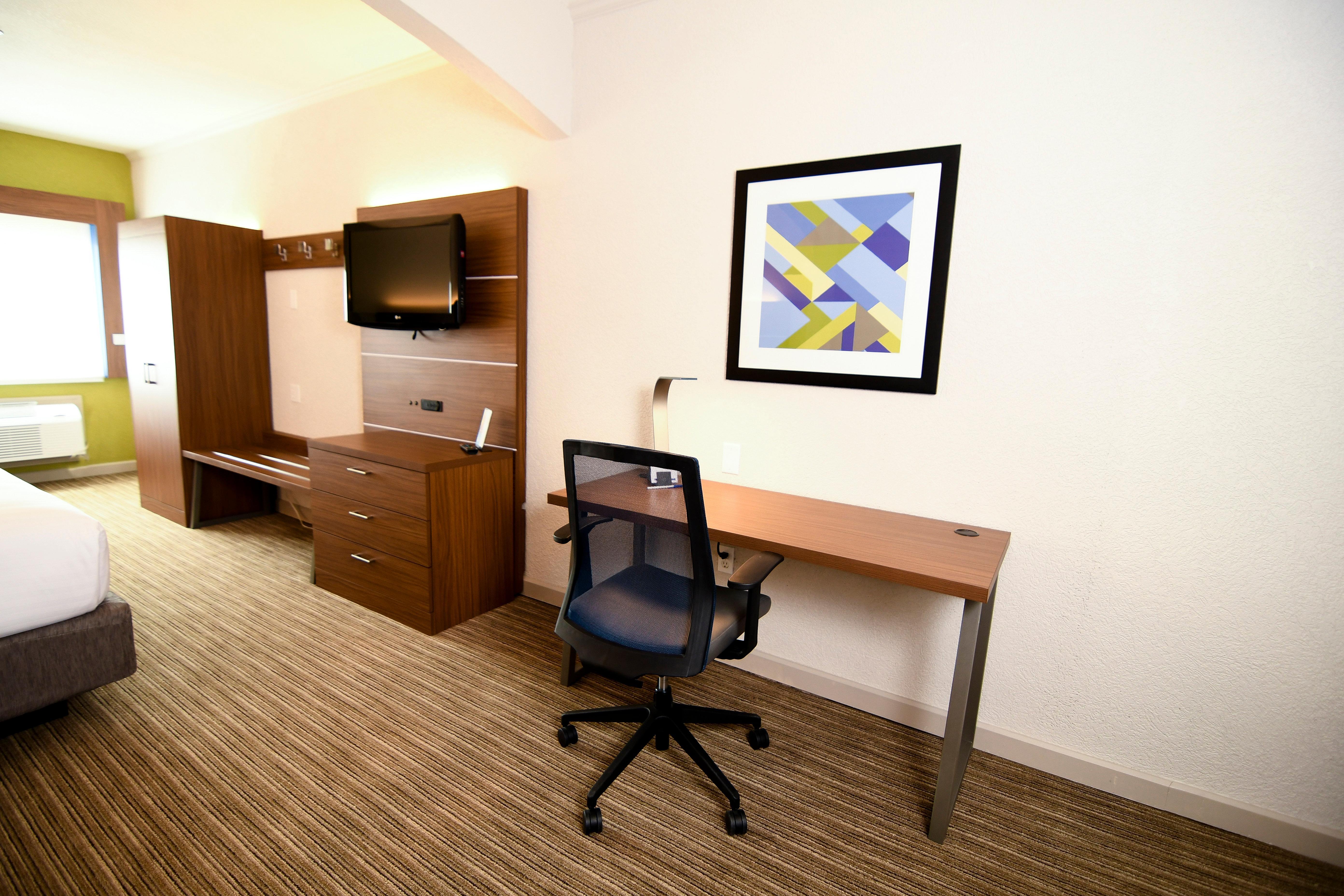 Holiday Inn Express Hotel & Suites Port Clinton-Catawba Island By Ihg Exterior photo