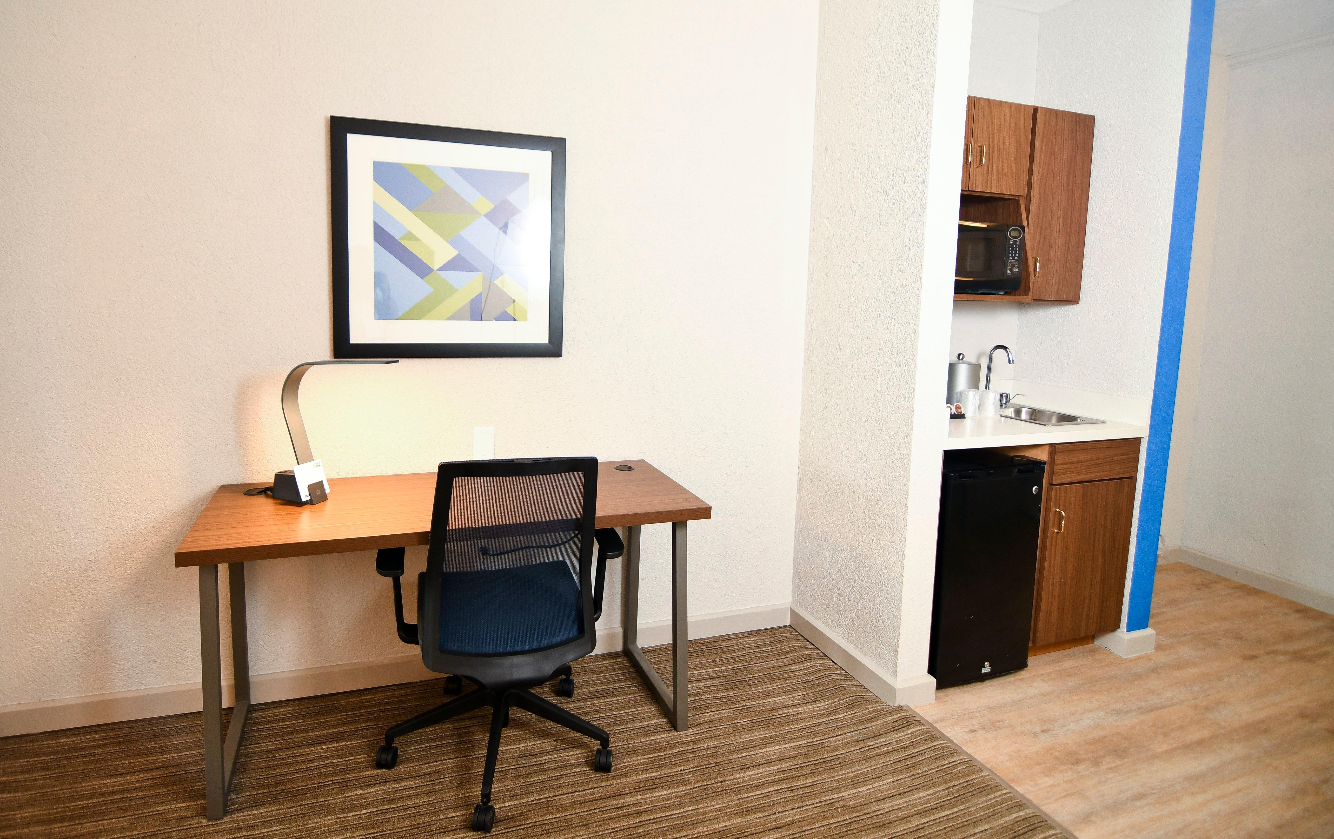 Holiday Inn Express Hotel & Suites Port Clinton-Catawba Island By Ihg Exterior photo