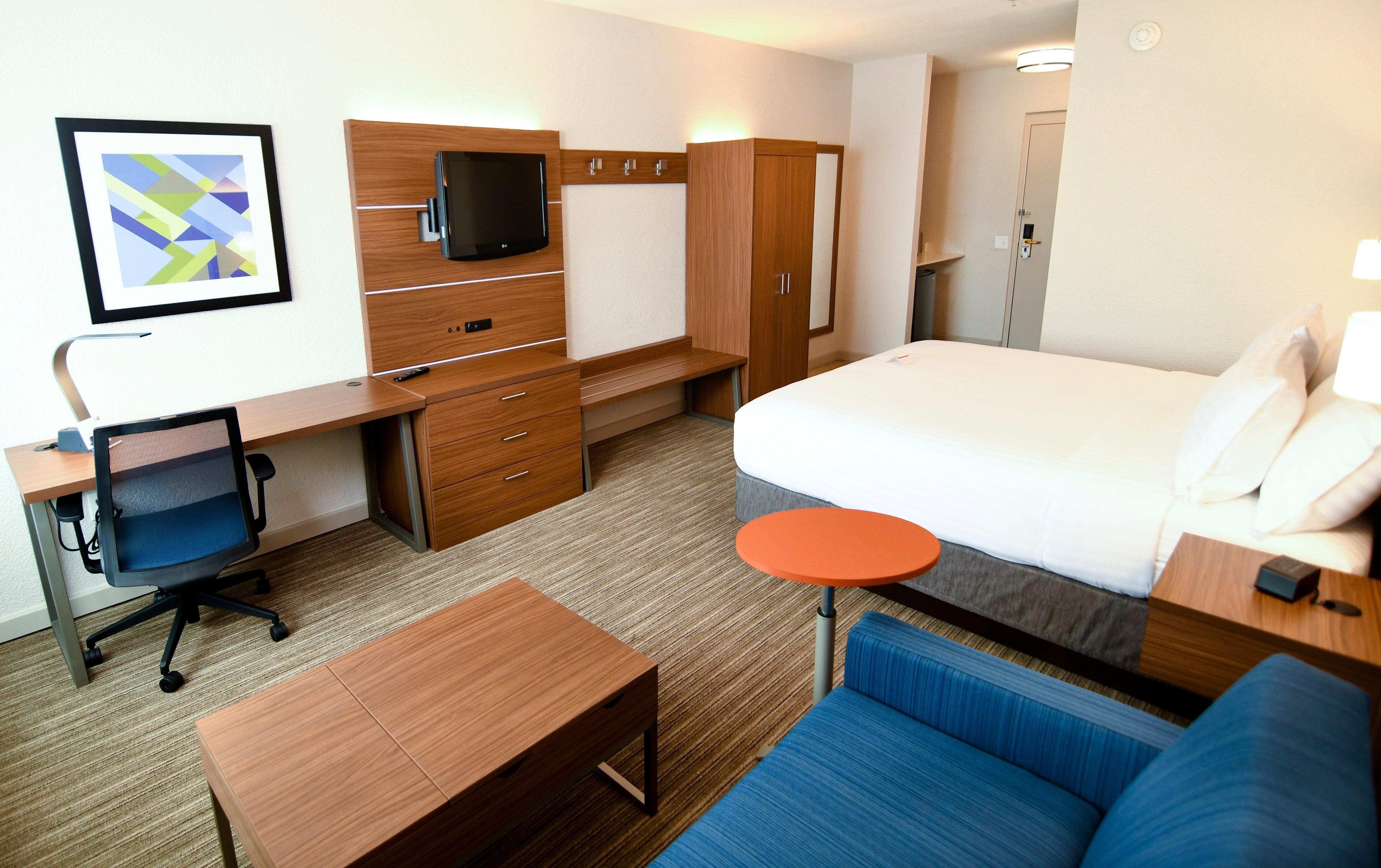 Holiday Inn Express Hotel & Suites Port Clinton-Catawba Island By Ihg Exterior photo